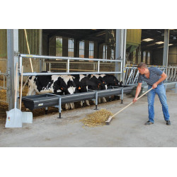 Synthetic broom 40 cm