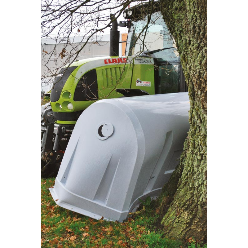 MV standard calf hutch 