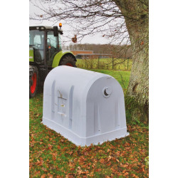 MV standard calf hutch 