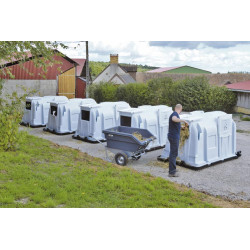 XXL two-layer calf hutch 