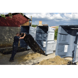 XXL comfort calf hutch with grating pack