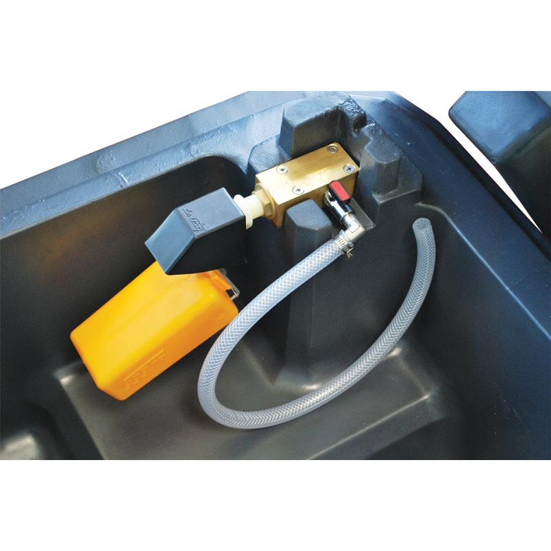 POLYTHERME large capacity drinker 4 balls