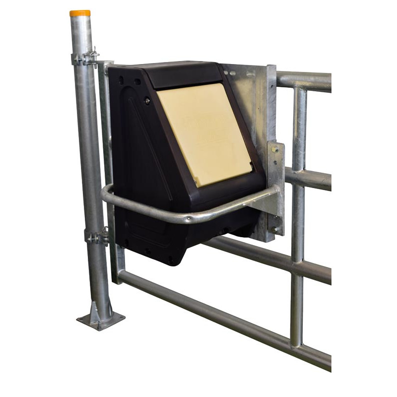 Metallic protection for single Polyflap