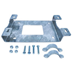 Mounting plate with1/2 fastening flange for Resinox II drinkers on post Mounting plate with1/2 fastening flange for Resinox II drinkers on post