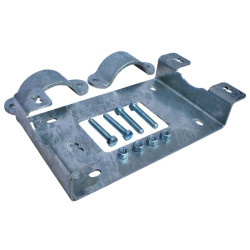 Mounting plate with1/2 fastening flange for Resinox II drinkers on post Mounting plate with1/2 fastening flange for Resinox II drinkers on post