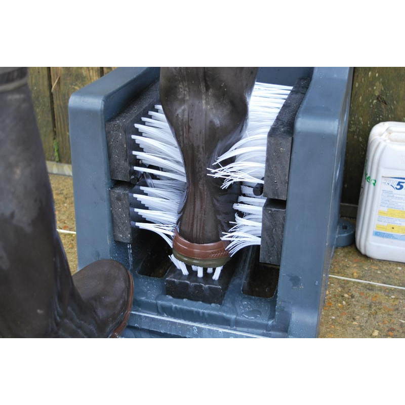 Sensitive environment boot washer Sensitive environment boot washer