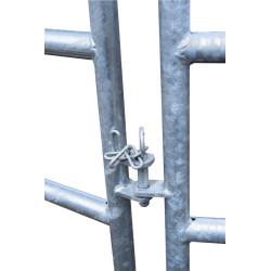 Group calf hutch with pen