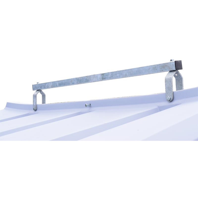 Group calf hutch with pen