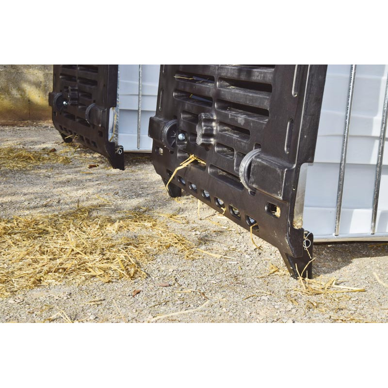 Removable slatted floot for XXL hutch