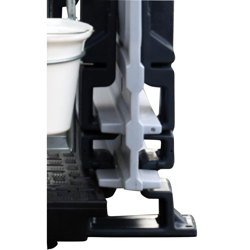 Partition for Hygiene Pro calf pens in a row Partition for Hygiene Pro calf pens in a row