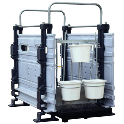 Partition for Hygiene Pro calf pens in a row Partition for Hygiene Pro calf pens in a row