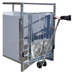 Swivel trolley to move wheeled boxes