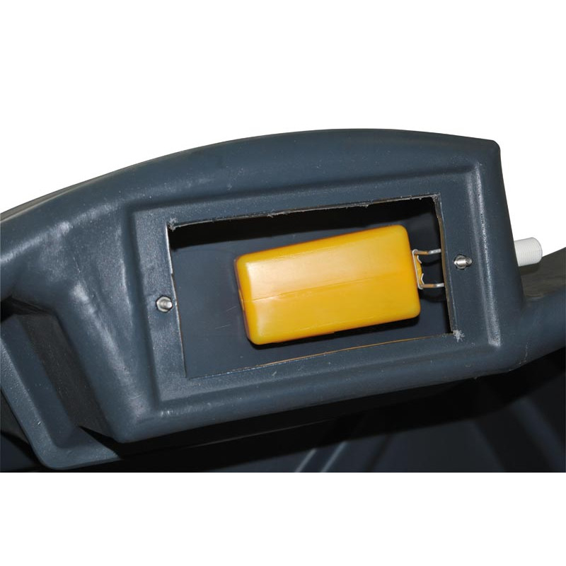 Float valve tap with protective plate for SUPERBAC strip rim