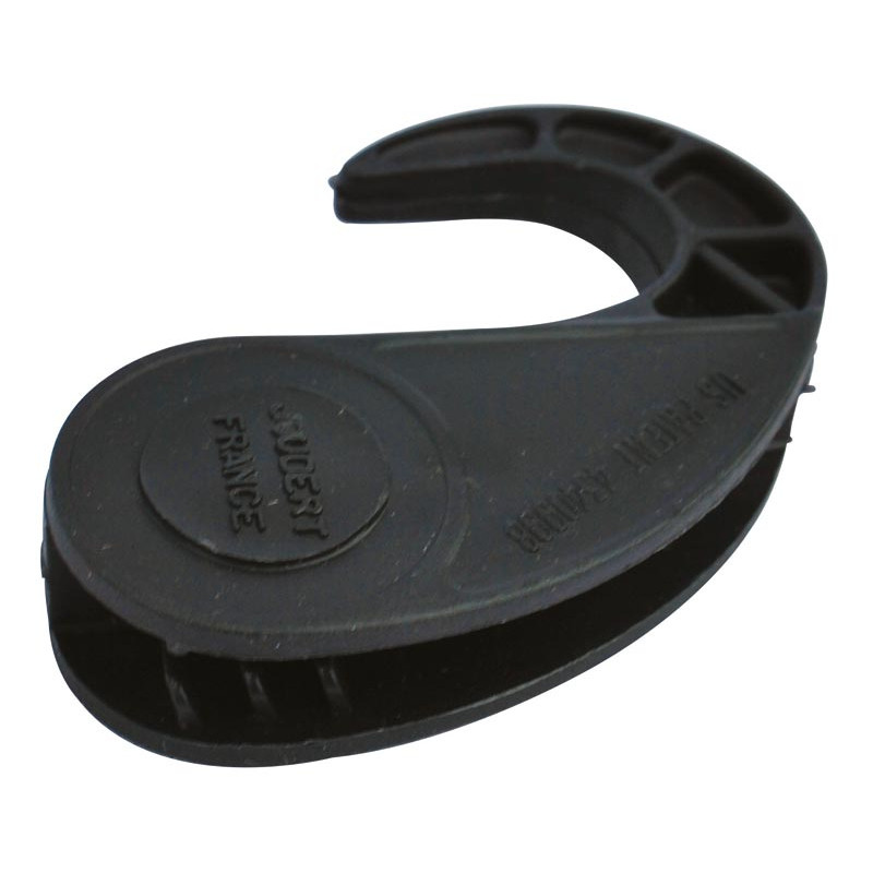 Plastic hooks for bungee cords