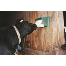 5 to 10 kg salt block holder