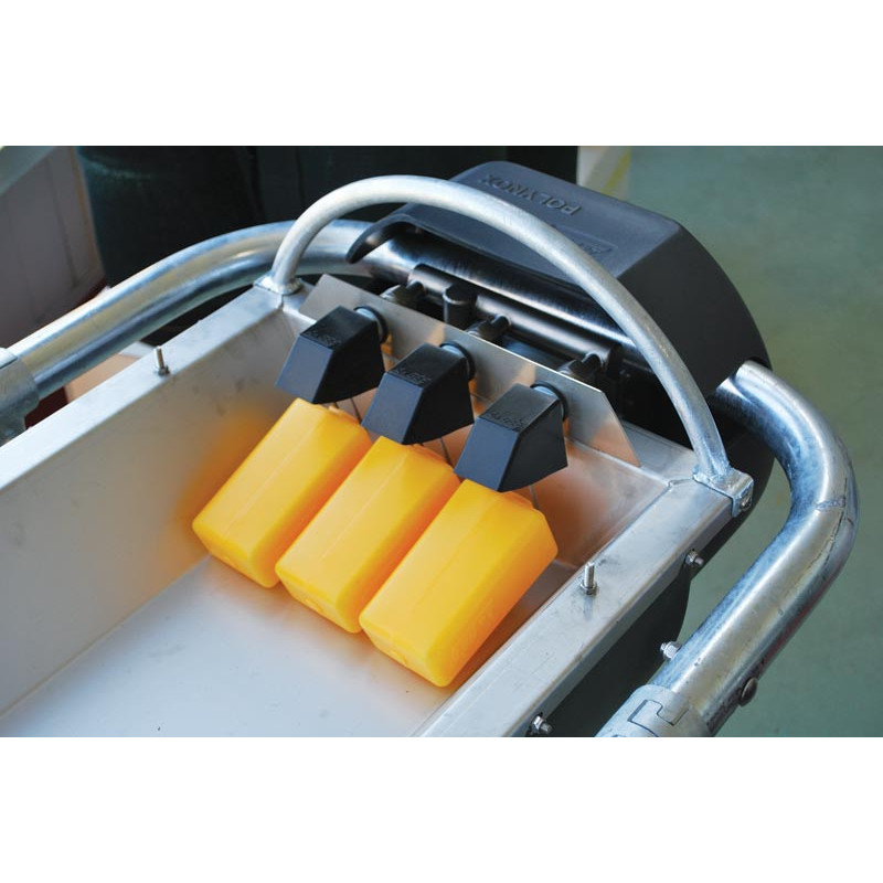 Non-heating tilting POLYNOX S 255 drinker