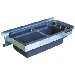 Double Polybac 75 M drinker with patented strip rim and fastening support